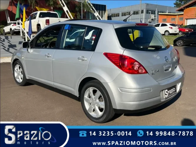 NISSAN Tiida Hatch 1.8 16V 4P SL FLEX AUTOM�TICO, Foto 4