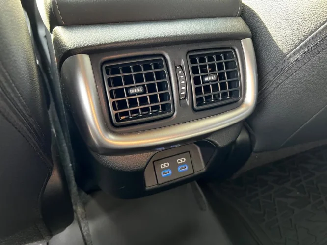 TOYOTA Hilux Caminhonete 2.8 16V SRV 4X4 DIESEL CABINE DUPLA AUTOM�TICO, Foto 5
