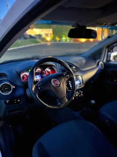 FIAT Punto 1.4 4P FLEX ATTRACTIVE ITALIA, Foto 7