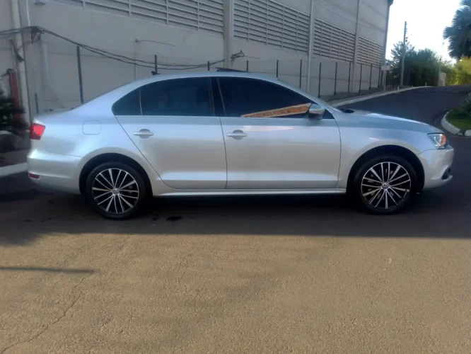VOLKSWAGEN Jetta 2.0 4P TSI HIGHLINE 211 CV AUTOMTICO, Foto 4
