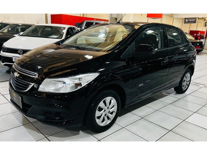 CHEVROLET Onix Hatch 1.0 4P FLEX LT, Foto 2