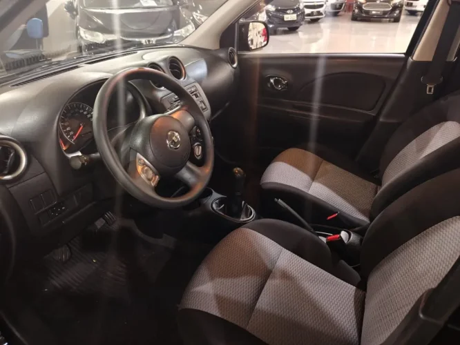 NISSAN March 1.6 16V 4P SV FLEX, Foto 9