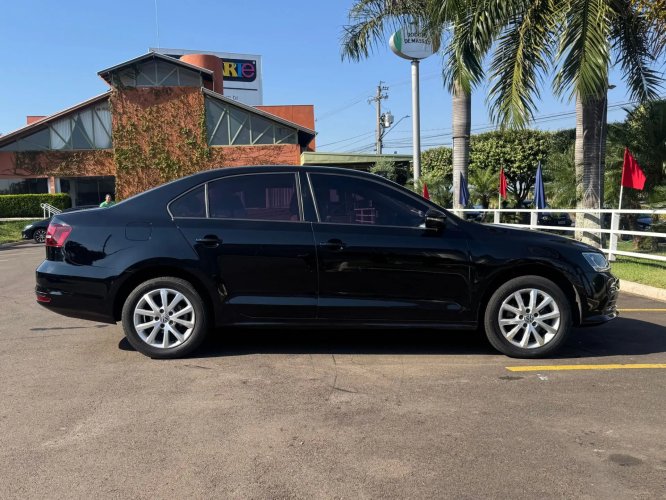 VOLKSWAGEN Jetta 2.0 4P TRENDLINE FLEX AUTOM�TICO, Foto 4