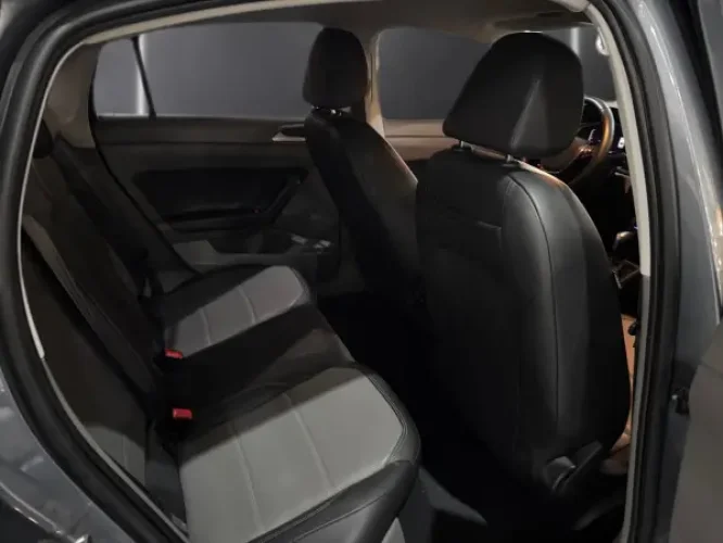 VOLKSWAGEN Virtus 1.0 4P 200 TSI FLEX COMFORTLINE AUTOMTICO, Foto 11