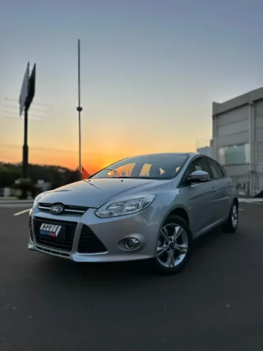 FORD Focus Hatch 1.6 16V 4P SE FLEX, Foto 3