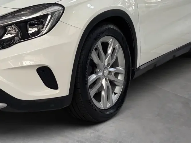 MERCEDES-BENZ GLA 200 1.6 16V 4P FLEX CGI ADVANCE TURBO AUTOM�TICO, Foto 3