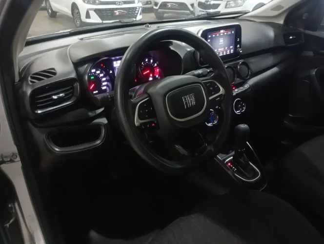 FIAT Cronos 1.3 4P FLEX DRIVE AUTOM�TICO CVT, Foto 8