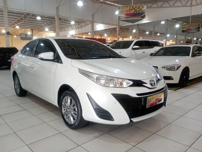 TOYOTA Yaris Sedan 1.5 16V 4P FLEX XL PLUS TECH MULTIDRIVE AUTOMTICO CVT, Foto 1