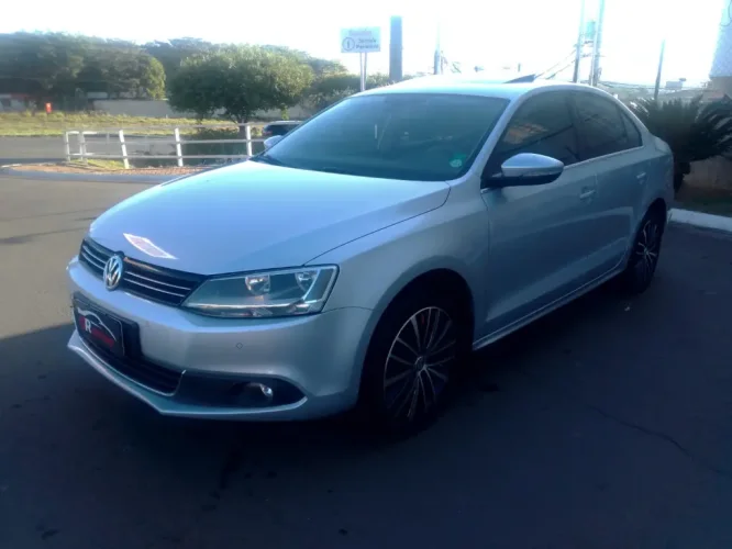 VOLKSWAGEN Jetta 2.0 4P TSI HIGHLINE 211 CV AUTOMTICO, Foto 1