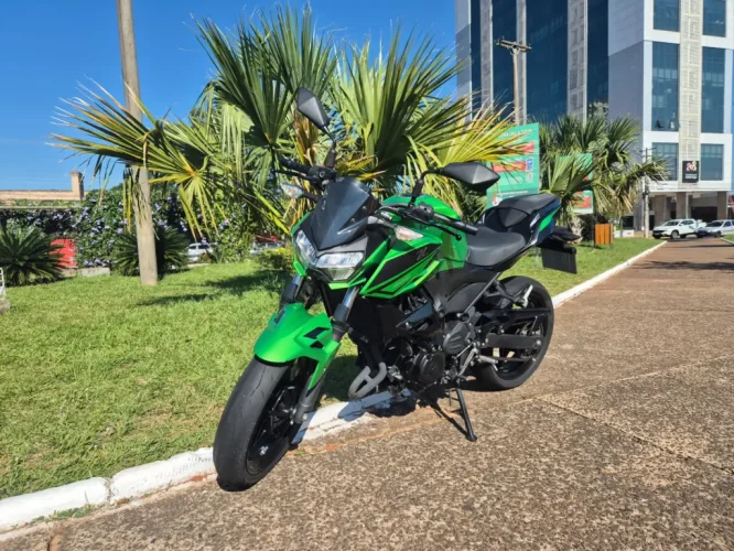 KAWASAKI Z 400 ABS, Foto 2
