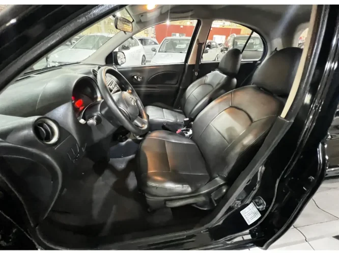 NISSAN March 1.6 16V 4P S FLEX, Foto 8