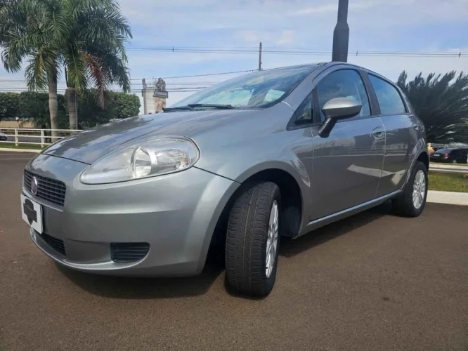 FIAT Punto 1.4 4P ATTRACTIVE FLEX, Foto 2