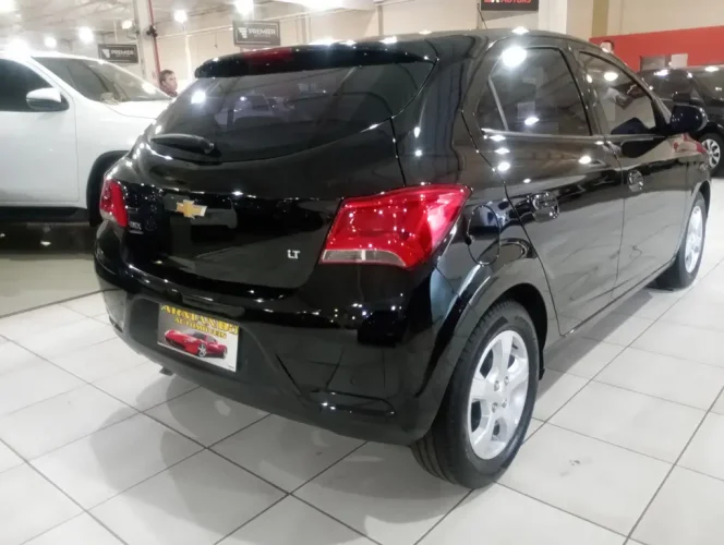 CHEVROLET Onix Hatch 1.4 4P FLEX LT, Foto 20