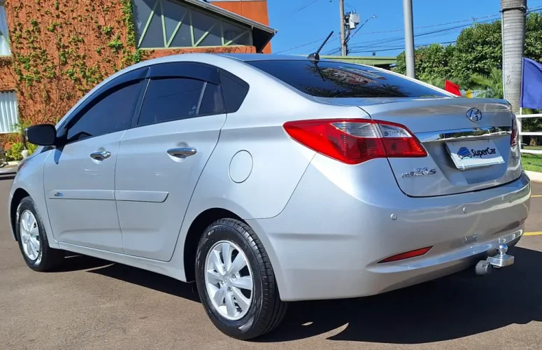 HYUNDAI HB 20 Sedan 1.6 16V 4P FLEX COMFORT PLUS, Foto 4