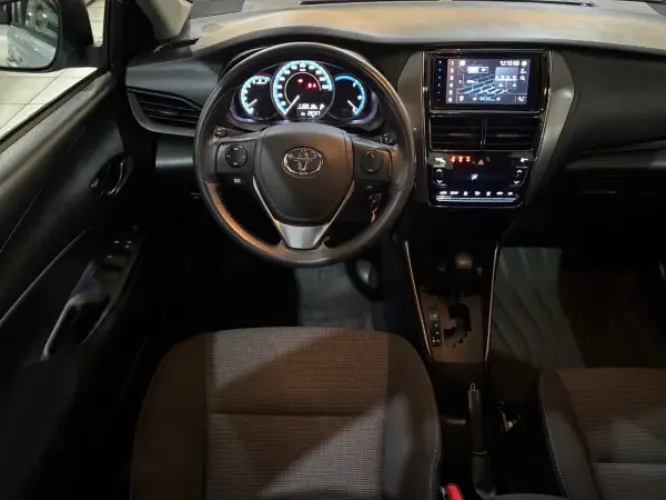 TOYOTA Yaris Sedan 1.5 16V 4P FLEX XL LIVE MULTIDRIVE AUTOM�TICO CVT, Foto 12