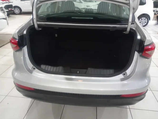 FIAT Cronos 1.3 4P FLEX DRIVE AUTOMTICO CVT, Foto 16