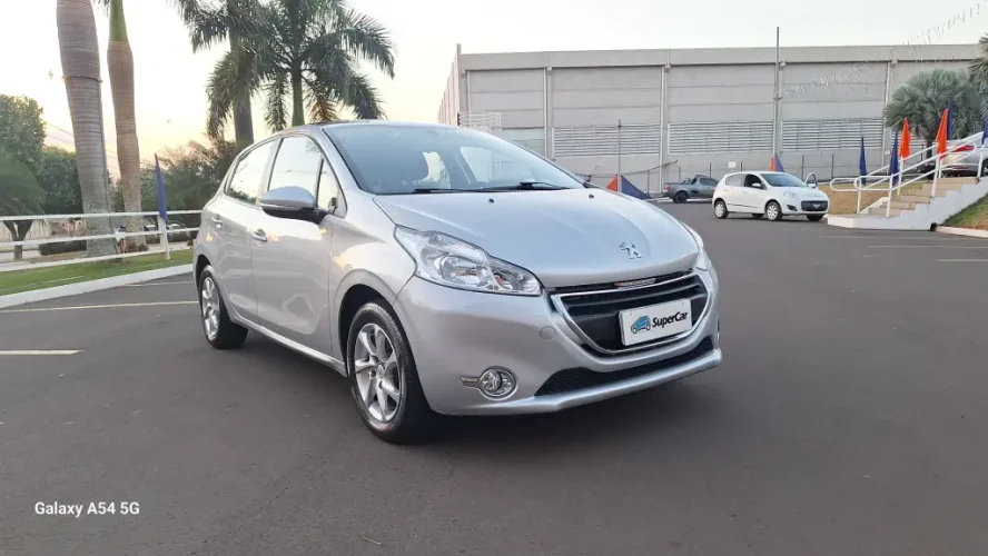 PEUGEOT 208 1.2 12V 4P ALLURE FLEX, Foto 3