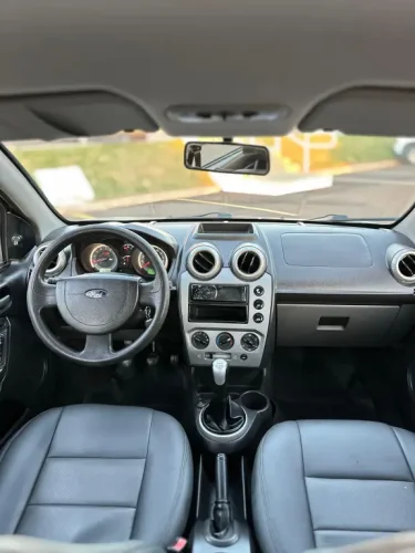 FORD Fiesta Hatch 1.6 4P CLASS FLEX, Foto 5