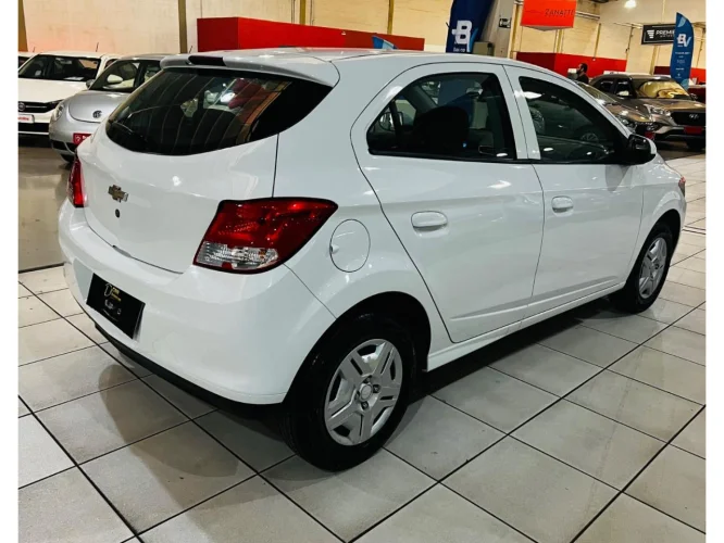 CHEVROLET Onix Hatch 1.0 4P FLEX LT, Foto 5