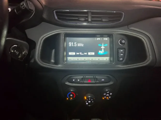 CHEVROLET Onix Hatch 1.4 4P FLEX LTZ, Foto 10