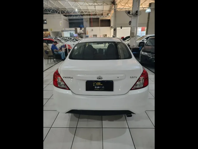 NISSAN Versa Sedan 1.6 16V 4P FLEX SV, Foto 6