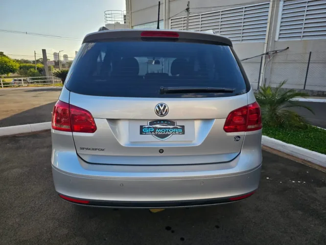 VOLKSWAGEN Space Fox 1.6 4P FLEX I-TREND, Foto 6