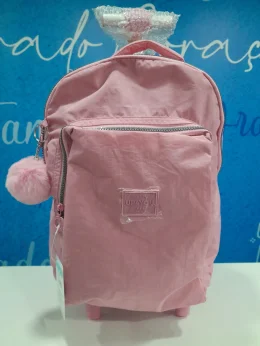 MOCHILA COM CARRINHO ROSA.