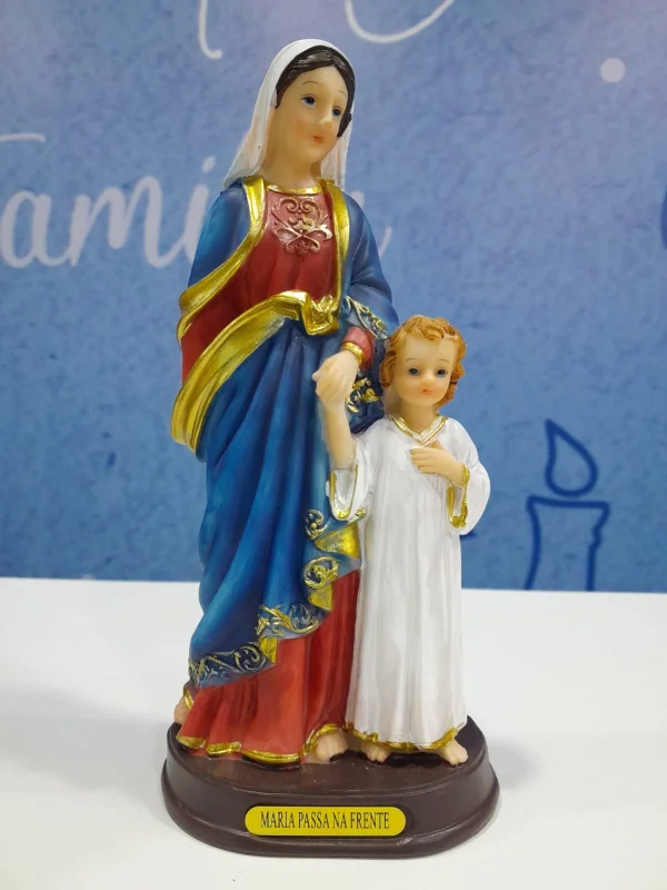 20CM MARIA PASSA NA FRENTE