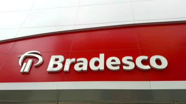 Aps campanha publicitria contra o Agro, Bradesco anuncia sada de seu diretor de marketing