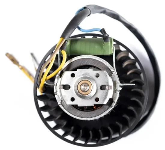 MOTOR VENTILADOR INTERNO �NIBUS MERCEDES-BENZ - 24V