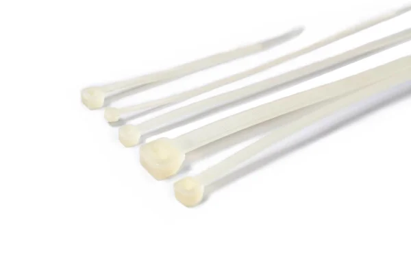 ABRACADEIRA EM NYLON 9,00MM X 762MM 100 UNIDADES COR BRANCA