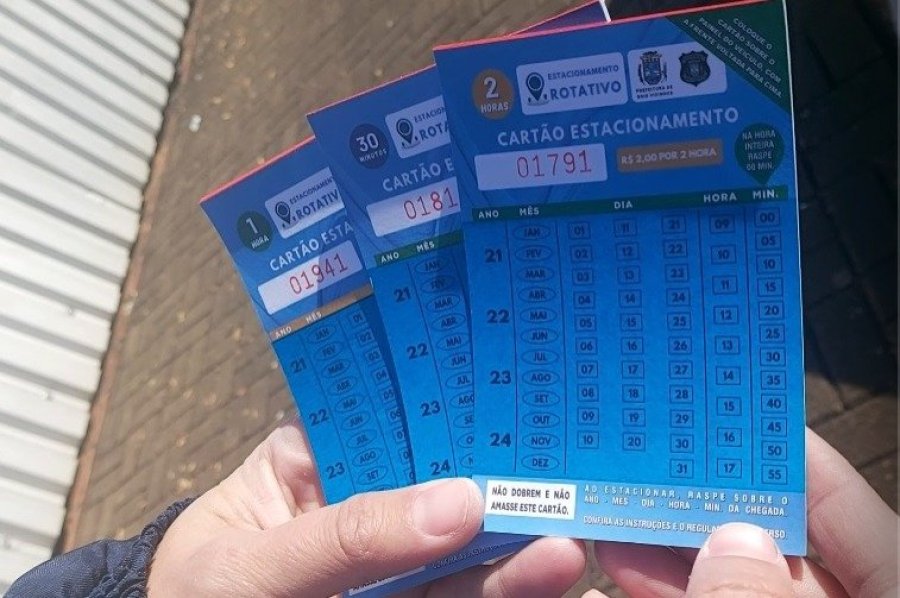DEPTRAN RETOMA FISCALIZA��O DO ESTACIONAMENTO ROTATIVO EM DOIS VIZINHOS � VEJA ONDE ADQUIRIR OS CART�ES
