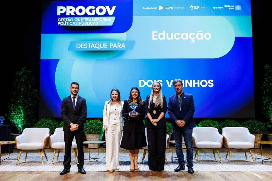 DOIS VIZINHOS CONQUISTA 1� LUGAR NO PARAN� EM GOVERNAN�A NA EDUCA��O
