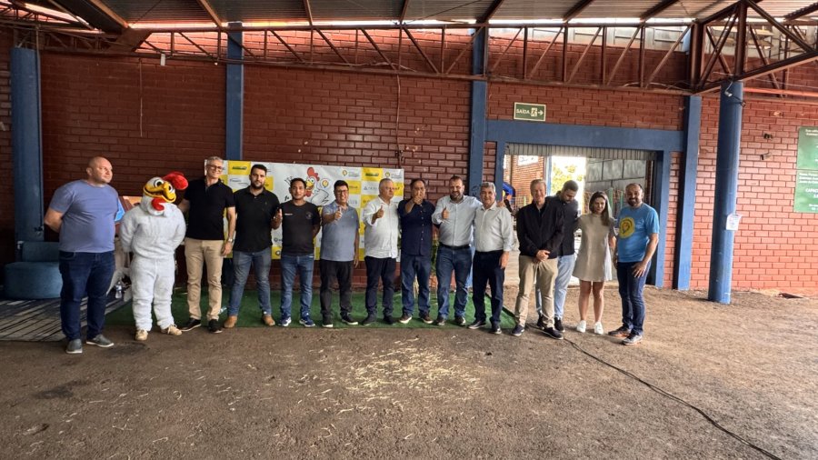 1� FESTA DO FRANGO NA LATA SUPERA EXPECTATIVAS E CONSAGRA DOIS VIZINHOS COMO DESTINO GASTRON�MICO
