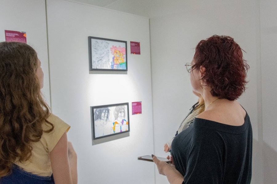 GALERIA DE ARTE DE DOIS VIZINHOS � INAUGURADA