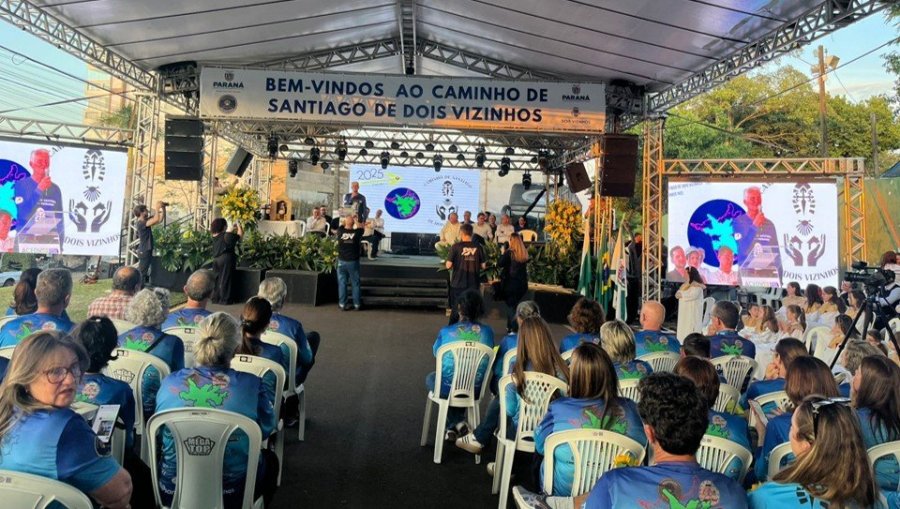 CAPELA E CAMINHO DE SANTIAGO DE DOIS VIZINHOS S�O INAUGURADOS