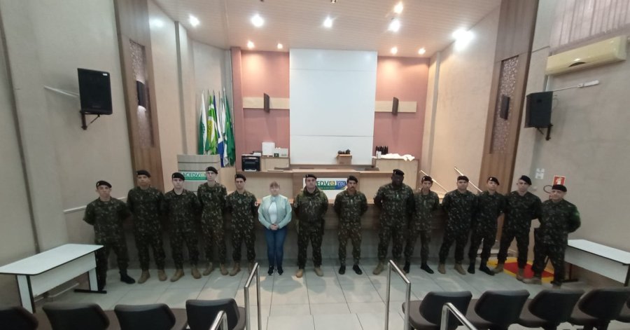 SELE��O GERAL DO EX�RCITO RE�NE MAIS DE 260 JOVENS EM DOIS VIZINHOS