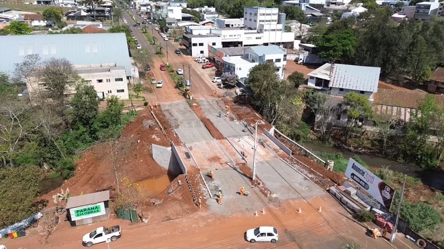 PONTE DA SALGADO FILHO SER� ABERTA AO TR�FEGO AP�S 7 MESES DE OBRAS