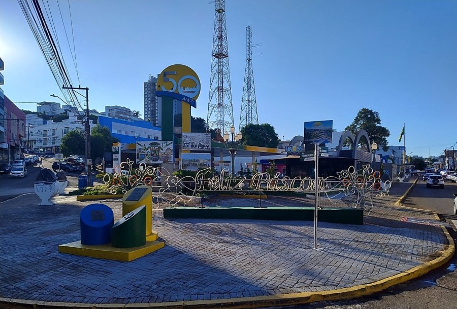 P�SCOA ENCANTADA 2025 COME�A A GANHAR FORMA