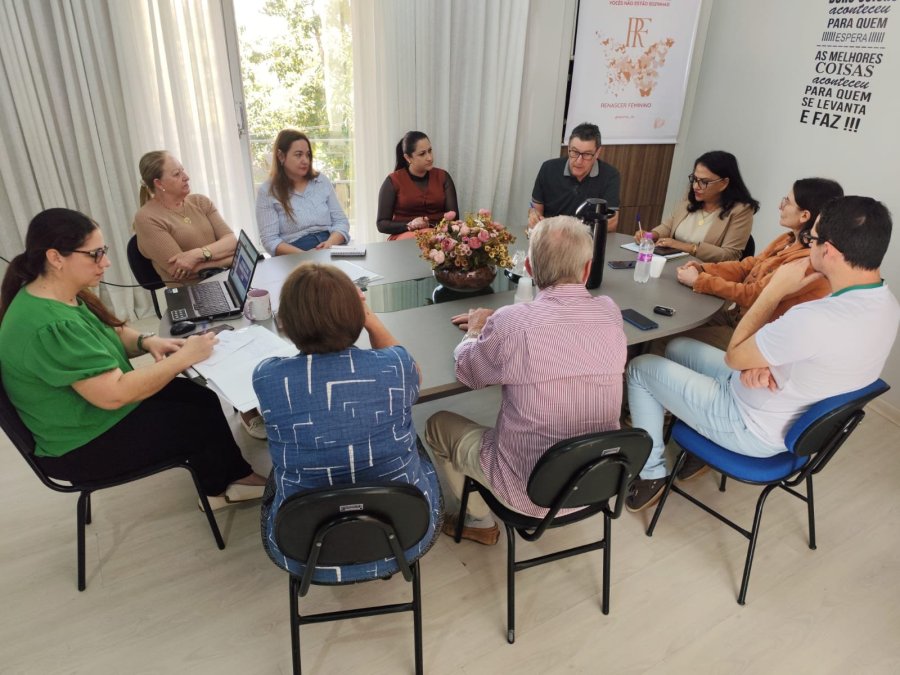 DOIS VIZINHOS REFOR�A COMPROMISSO COM OS IDOSOS E GARANTE QUALIDADE NAS INSTITUI��ES DE LONGA PERMAN�NCIA