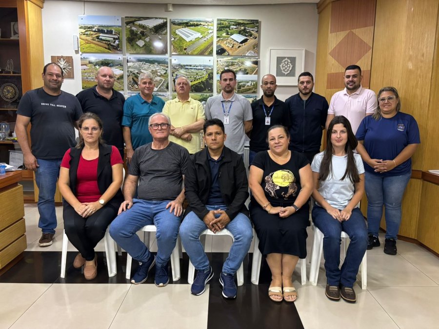 CRISE DA �GUA: POPULA��O DO SANTA LUZIA SE UNE E COBRA PROVID�NCIAS DA SANEPAR!