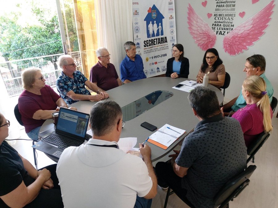 DOIS VIZINHOS ATUALIZA PLANO DA PESSOA IDOSA DIANTE DO ENVELHECIMENTO DA POPULA��O