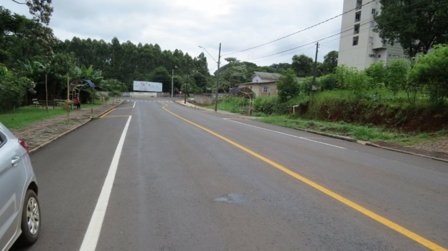 Recape Asf�ltico Recebe Sinaliza��o de Tr�nsito