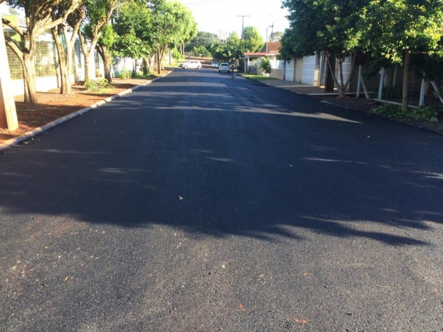 Motoristas Excedem Velocidade e P�em Em Risco Vida de Pedestres