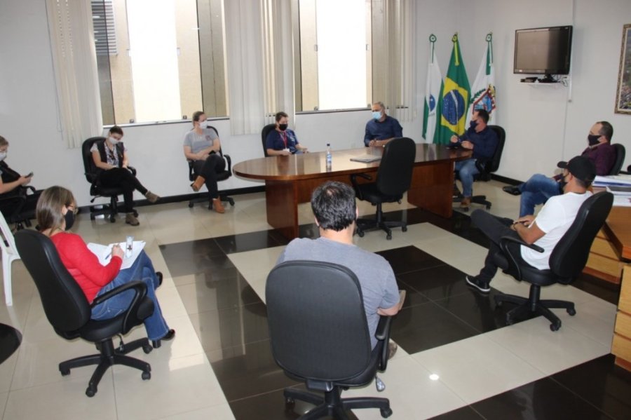 Covid-19: Vigil�ncia Intensifica Fiscaliza��o no Com�rcio e nas Ruas de Dois Vizinhos