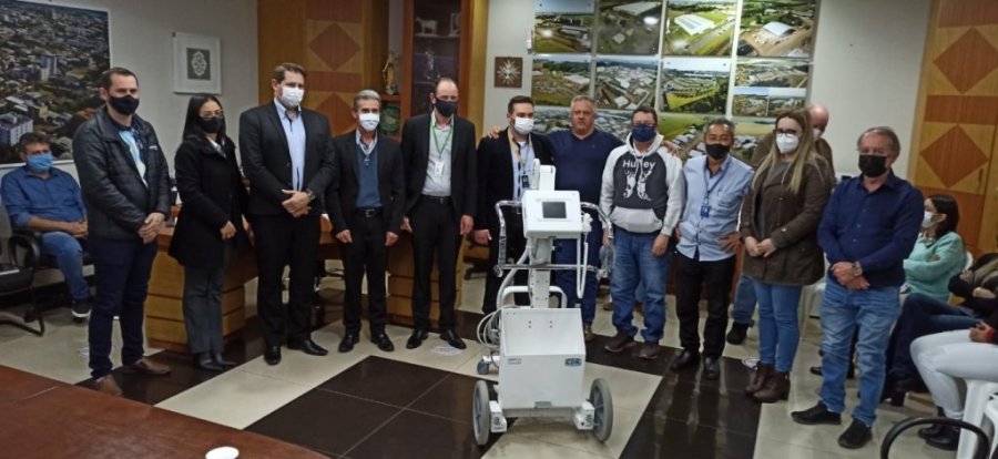 Hospital Pr� Vida Recebe Aparelho M�vel de Raio x