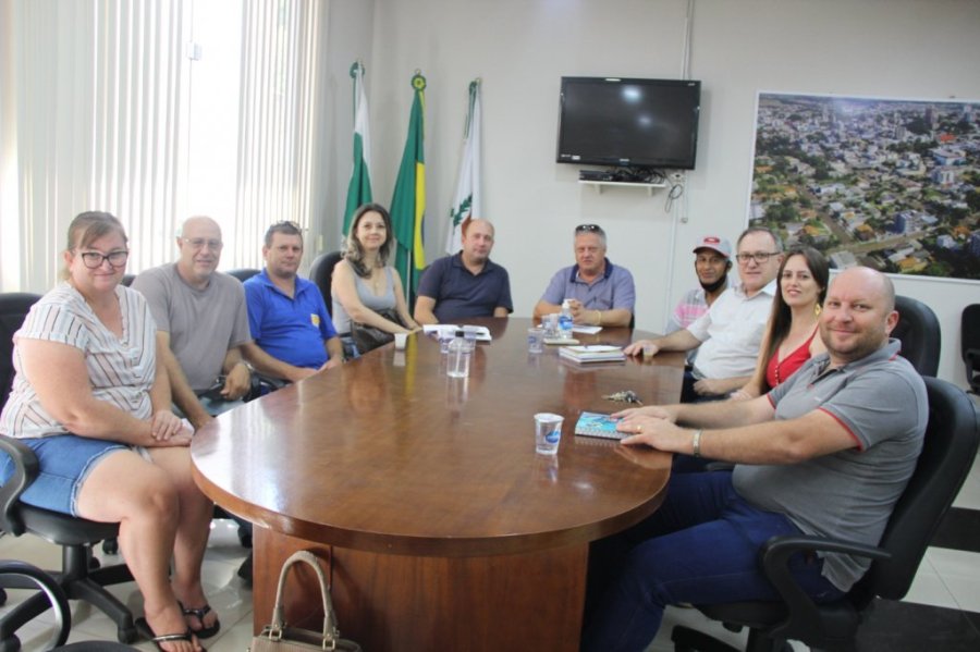 Administra��o Municipal Anuncia Reajuste Salarial de 17,02% para Todos os Servidores P�blicos