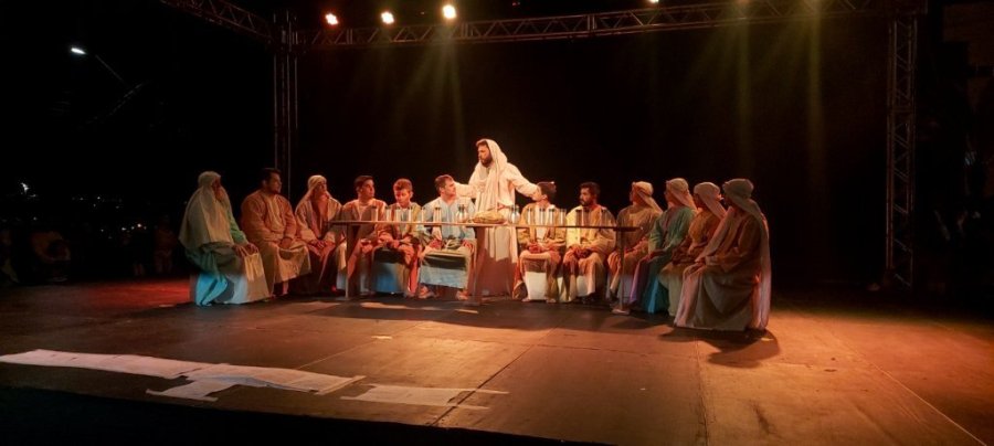 Encena��o da Paix�o de Cristo Emocionou Duovizinhenses