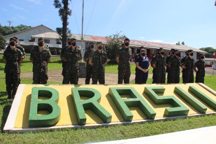 Ex�rcito Realiza Sele��o Geral para o Servi�o Militar Em Dois Vizinhos