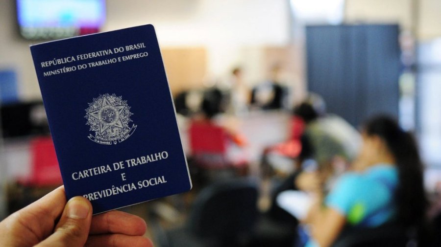 Ag�ncia do Trabalhador Retorna Com For�a Total